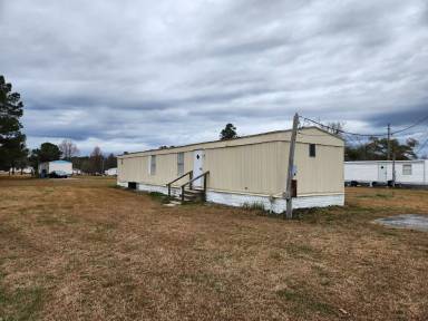 Main picture of 1004 Aaron Ln