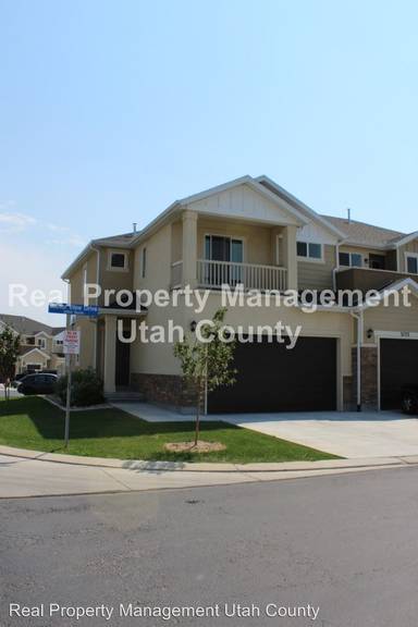 Main picture of 3131 W Manor View Dr