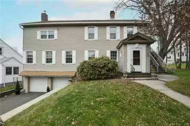 Main picture of 135 Ball Farm Rd