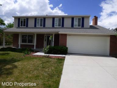 Main picture of 3223 W 12th Avenue Ct