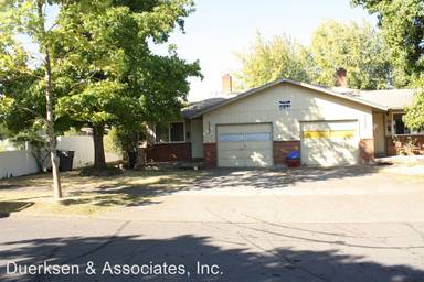 Main picture of 1760 NW Division St