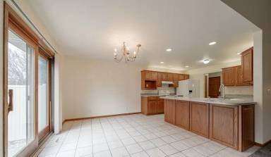 Main picture of 1711 W Greenlawn Ln