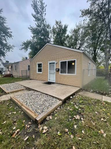 Main picture of 3436 Johnson St