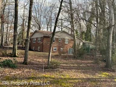 Main picture of 103 Thornwood Rd