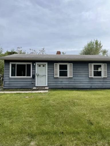 Main picture of 4521 W 19th Ave