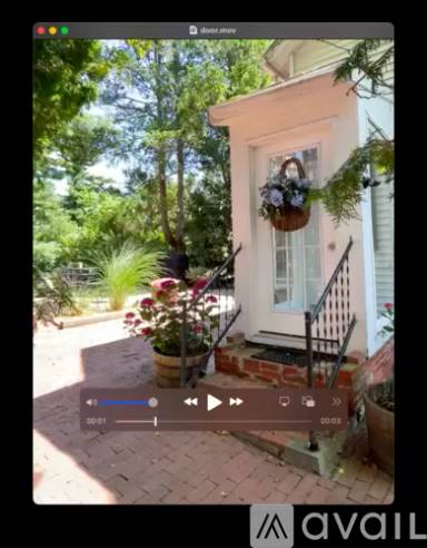 Main picture of 87 Ladd St