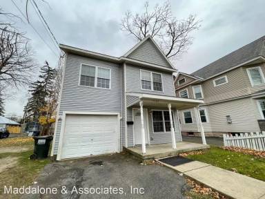 Main picture of 1762 Lenox Rd