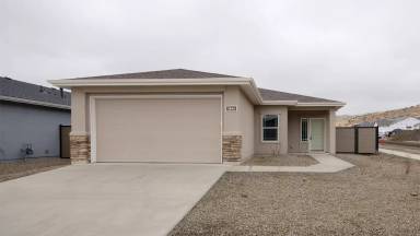 Main picture of 5670 W Song Sparrow St