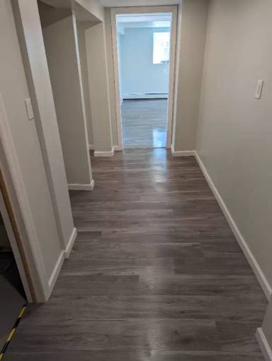 Main picture of 42 White Plains Ave