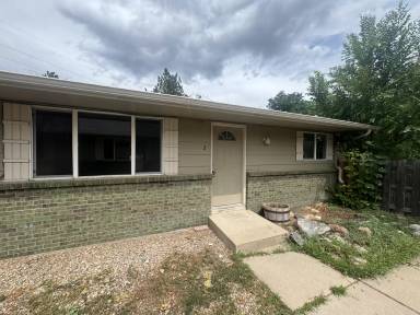 Main picture of 620 N Frey Ave