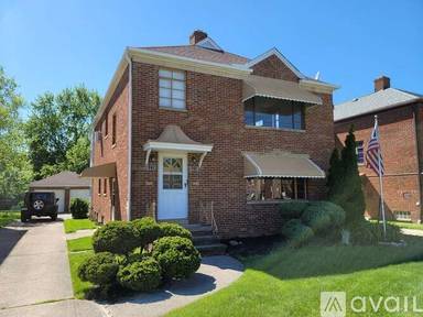Main picture of 6220 Ridge Rd
