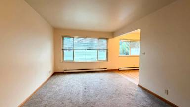 Main picture of 3200 NE 140th St