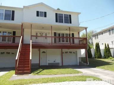 Main picture of 7 Livermore St
