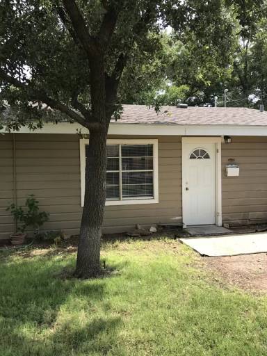 Main picture of 542 Poplar St