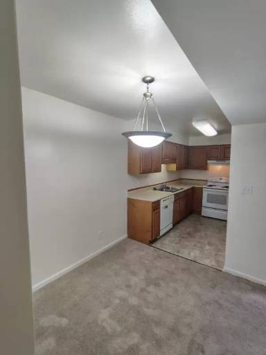 Main picture of Maple Ridge Apartments