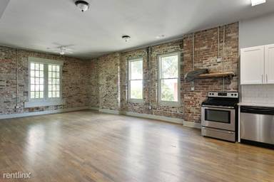 Main picture of 906 Shelby Ave