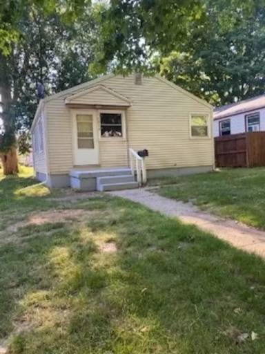 Main picture of 1813 Huey St