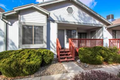 Main picture of 3089 Peaks View Ln