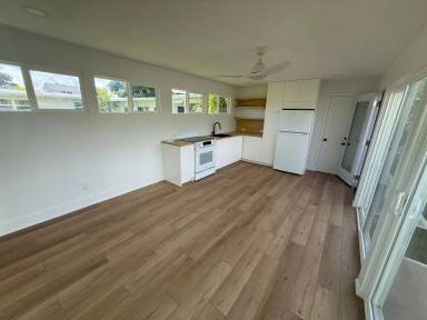 Main picture of 174 Ulupa St