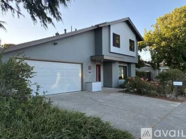 Main picture of 405 Solano Dr
