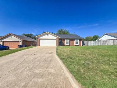 Main picture of 2334 Faith Blvd