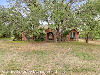 Main picture of 310 Fairway Dr
