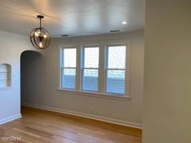 Main picture of 1008 N Mozart St