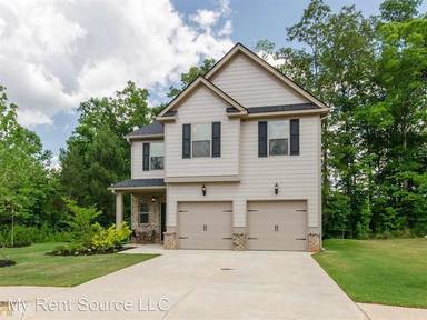 Main picture of 106 Village Pl