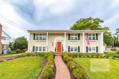 Main picture of 8216 Burnley Rd