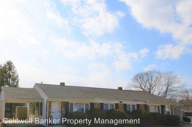 Main picture of 17 Catawba Cir