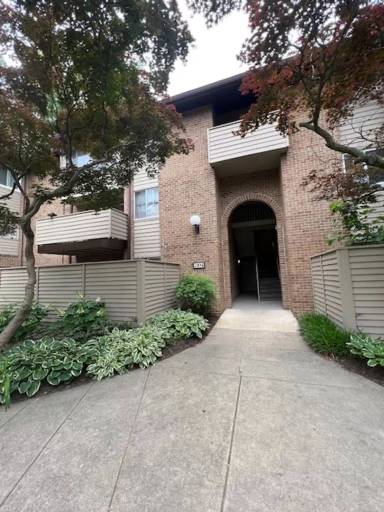 Main picture of 19321 Club House Rd