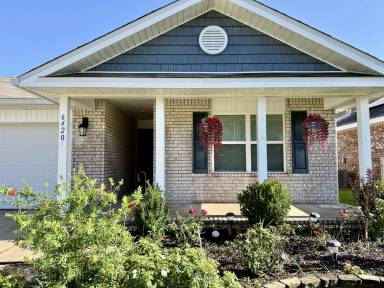 Main picture of 6420 Churchill Cir