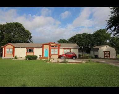 Main picture of 517 County Road 199