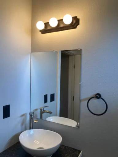 Main picture of 2116 King St