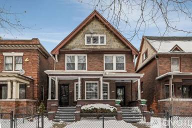 Main picture of 4556 Commonwealth St