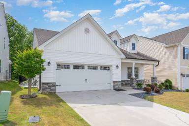 Main picture of 94 Curling Creek Dr