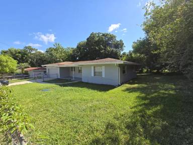 Main picture of 916 S Apopka Ave