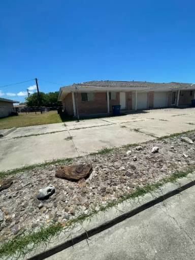 Main picture of 1124 Denver St