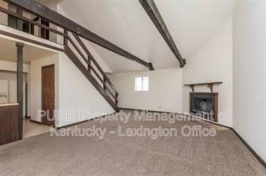 Main picture of 794 Ridgeview Dr
