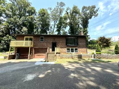 Main picture of 615 Morrell Rd