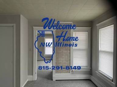 Main picture of 323 W Galena Ave