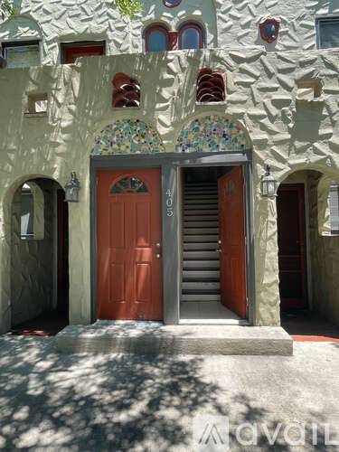 Main picture of 405 W Rosewood Ave