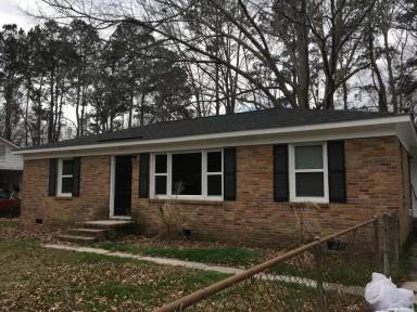 Main picture of 2 Henderson Dr