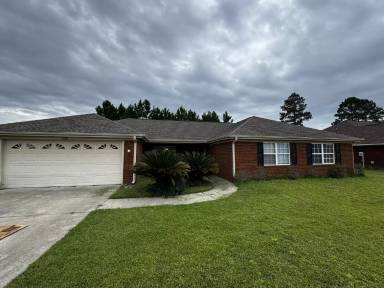 Main picture of 1950 Heathrow Dr