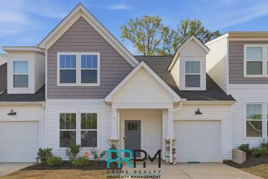 Main picture of 6 Thornfield Dr