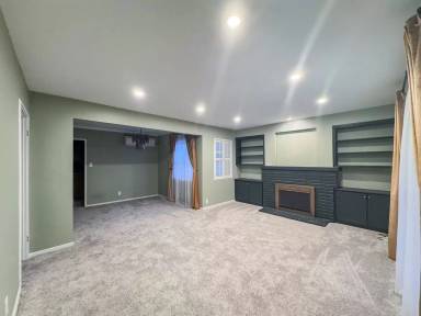 Main picture of 7315 W 82nd St