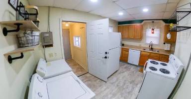 Main picture of 1015 Vattier St
