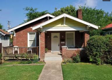 Main picture of 2853 Linden Ave