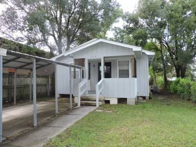 Main picture of 314 E Lakeview Ave