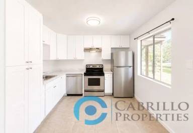 Main picture of 925 Martin Dr
